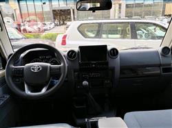 Toyota Land Cruiser 70